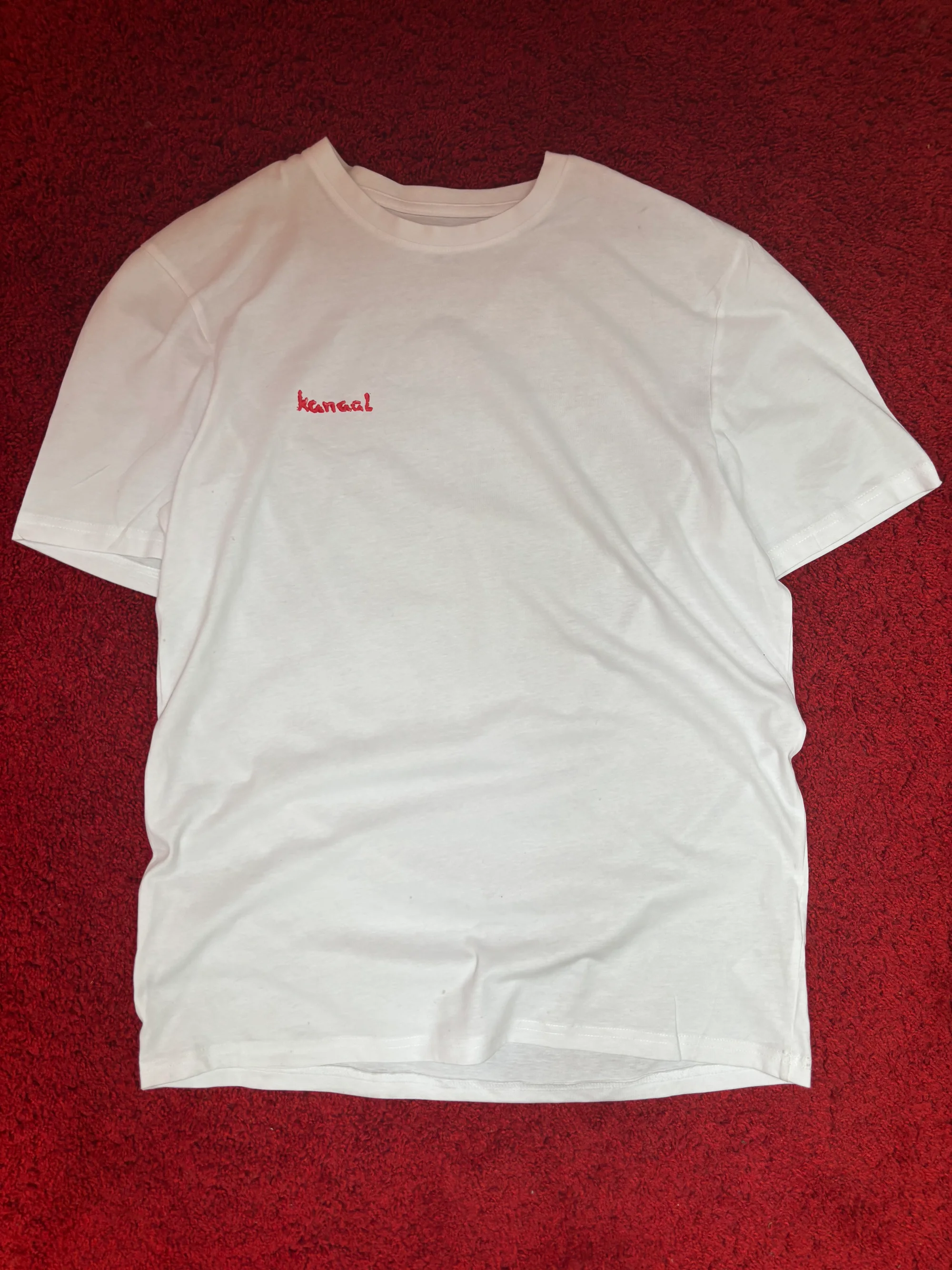 tríčo - white — originální underground streetwear od české značky Kanaal